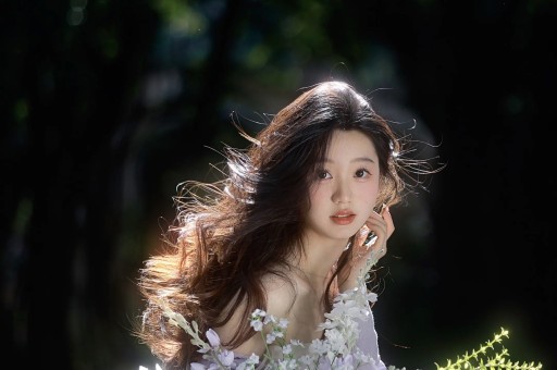 惊艳！张壹男与巩俐气质神似绝密揭秘惊人细节